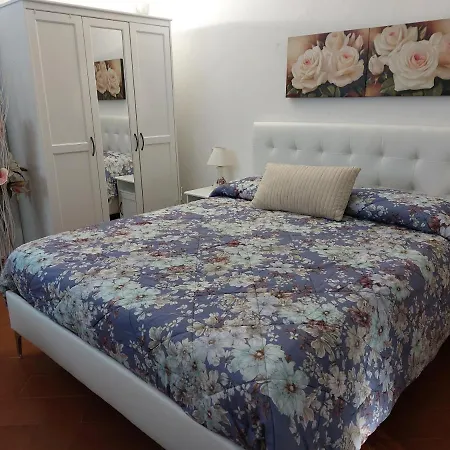 Apartamento La Piccola Oasi Con Parcheggio Florencia Exterior foto