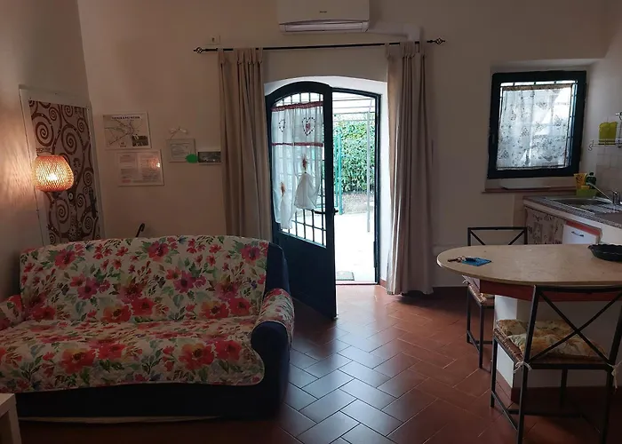 La Piccola Oasi Con Parcheggio