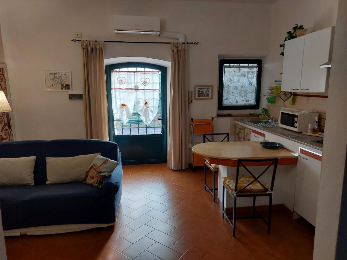 Apartment La Piccola Oasi Con Parcheggio Florenz